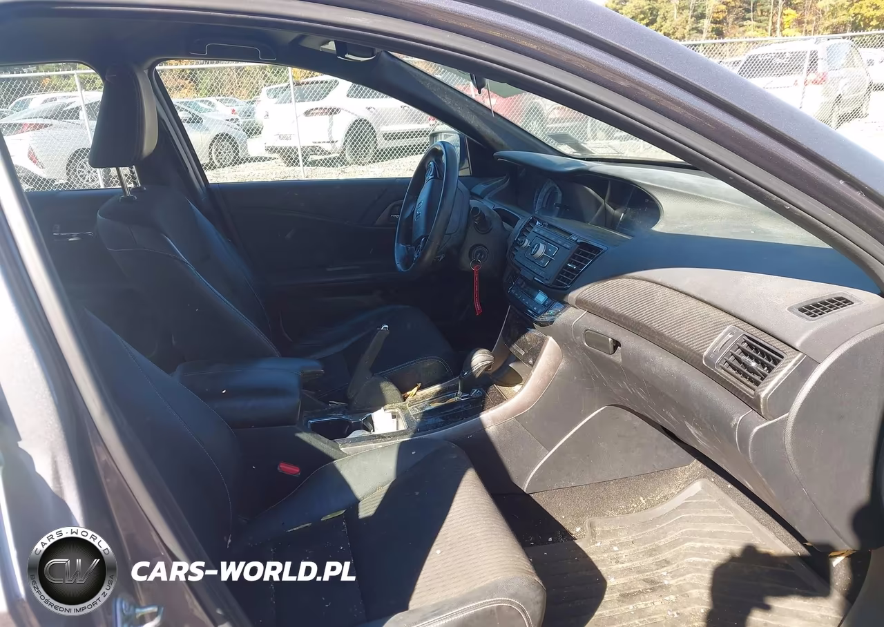 2016 Honda Accord Sport VIN:1HGCR2F59GA102615 - 5