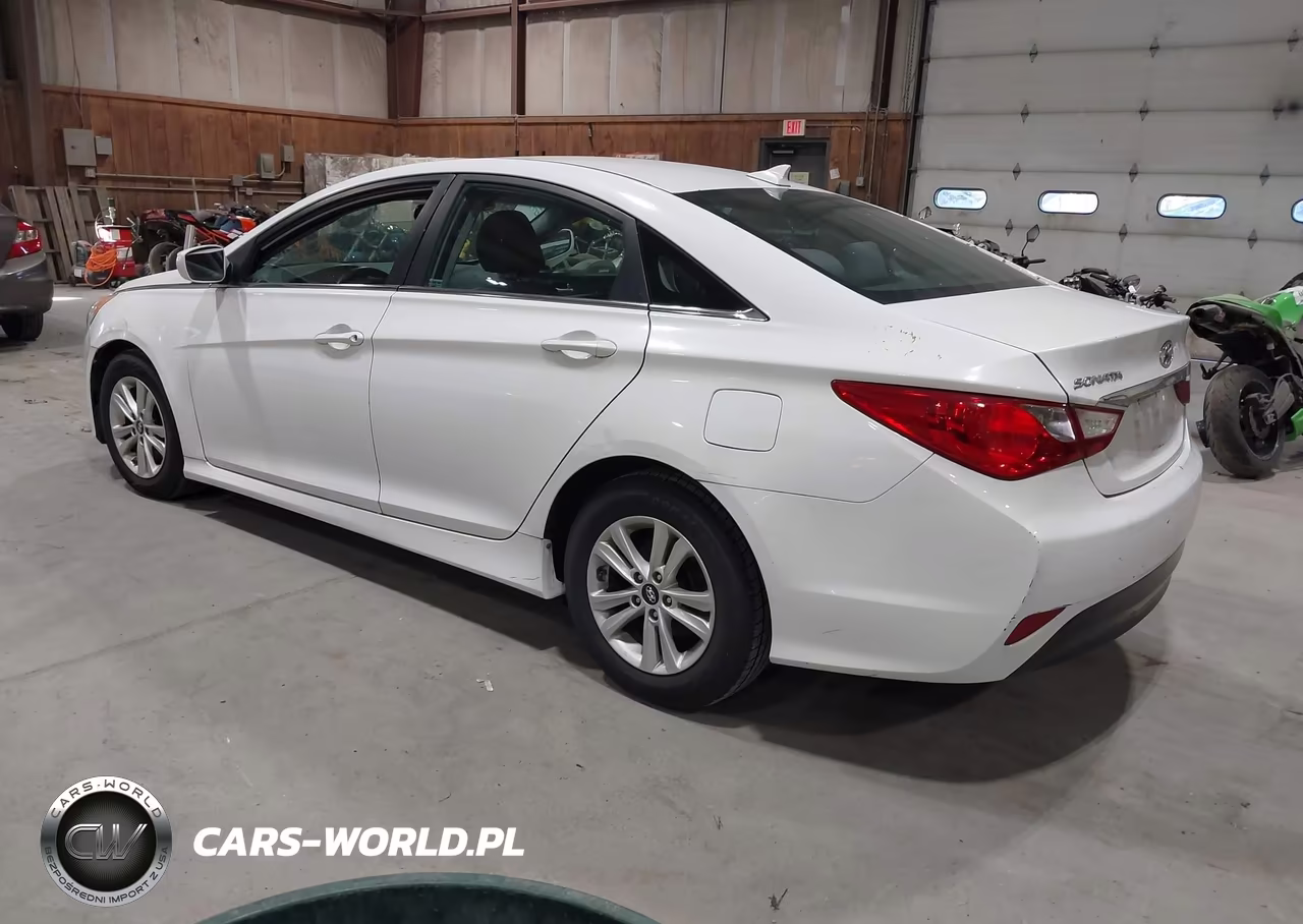 2014 Hyundai Sonata Gls VIN:5NPEB4AC2EH833082 - 3