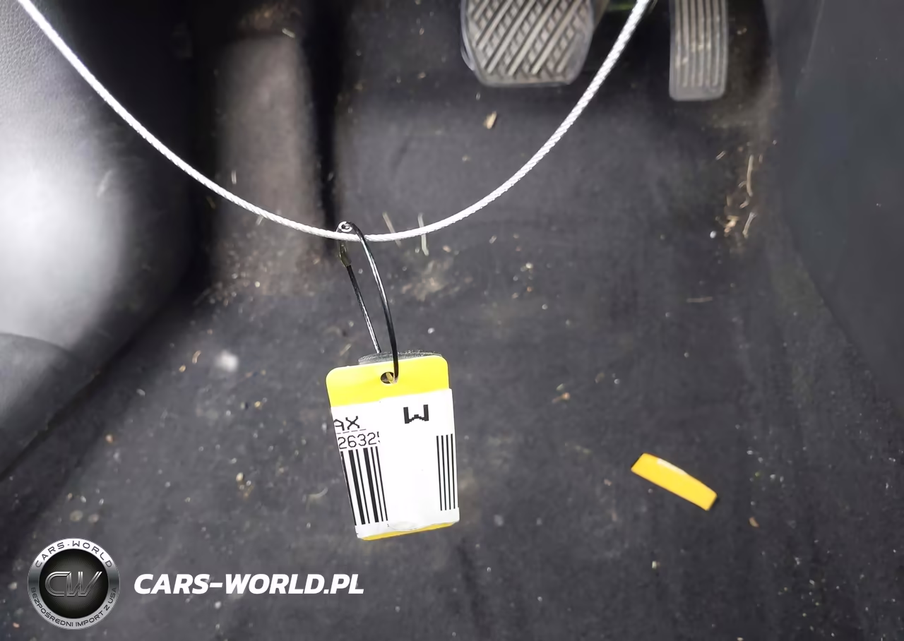 2019 Nissan Sentra S VIN:3N1AB7AP0KY263250 - 11