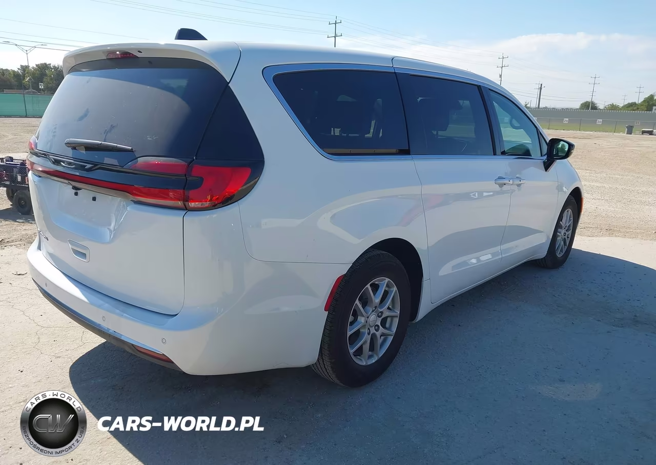 2027 Chrysler Pacifica VIN:2C4RC1BG8VR599323 - 4