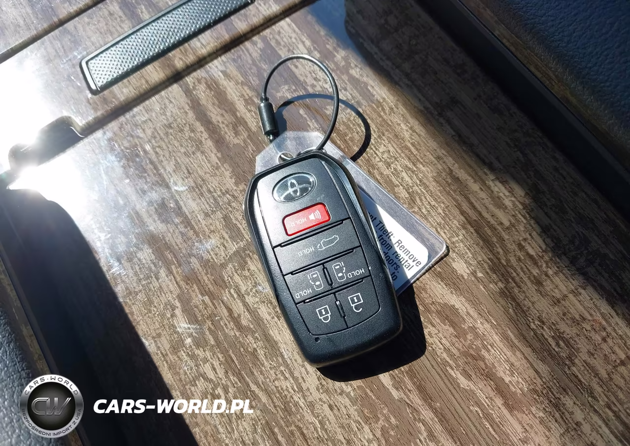 2026 Toyota Sienna Platinum VIN:5TDESKFC7TS282099 - 11