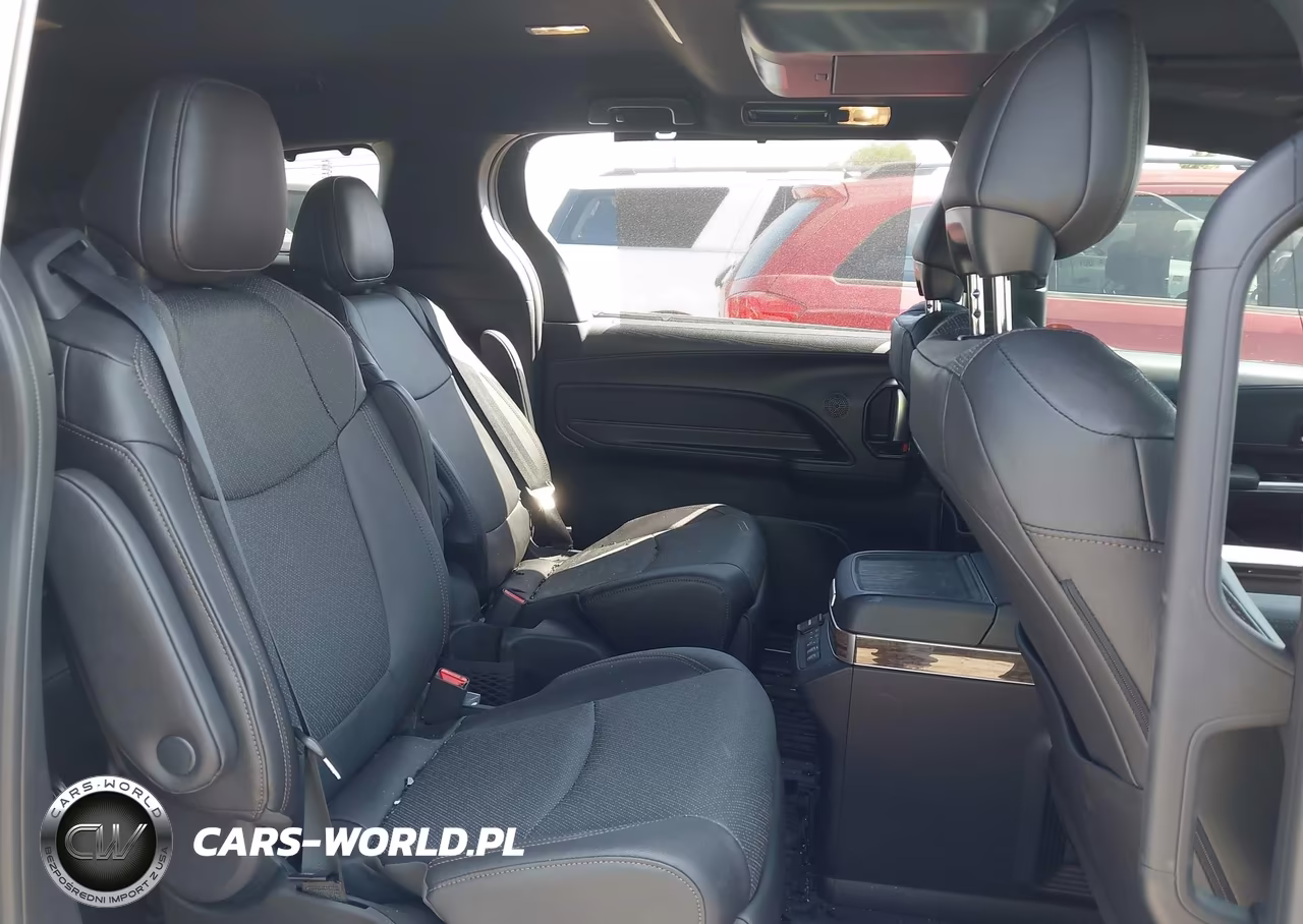 2026 Toyota Sienna Platinum VIN:5TDESKFC7TS282099 - 8