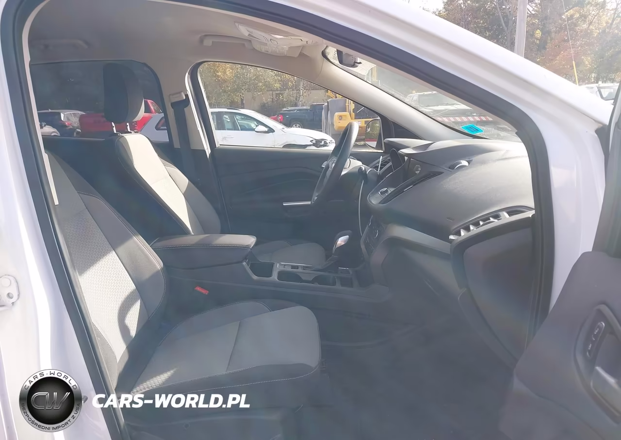 2019 Ford Escape Se VIN:1FMCU9GD1KUB18189 - 5