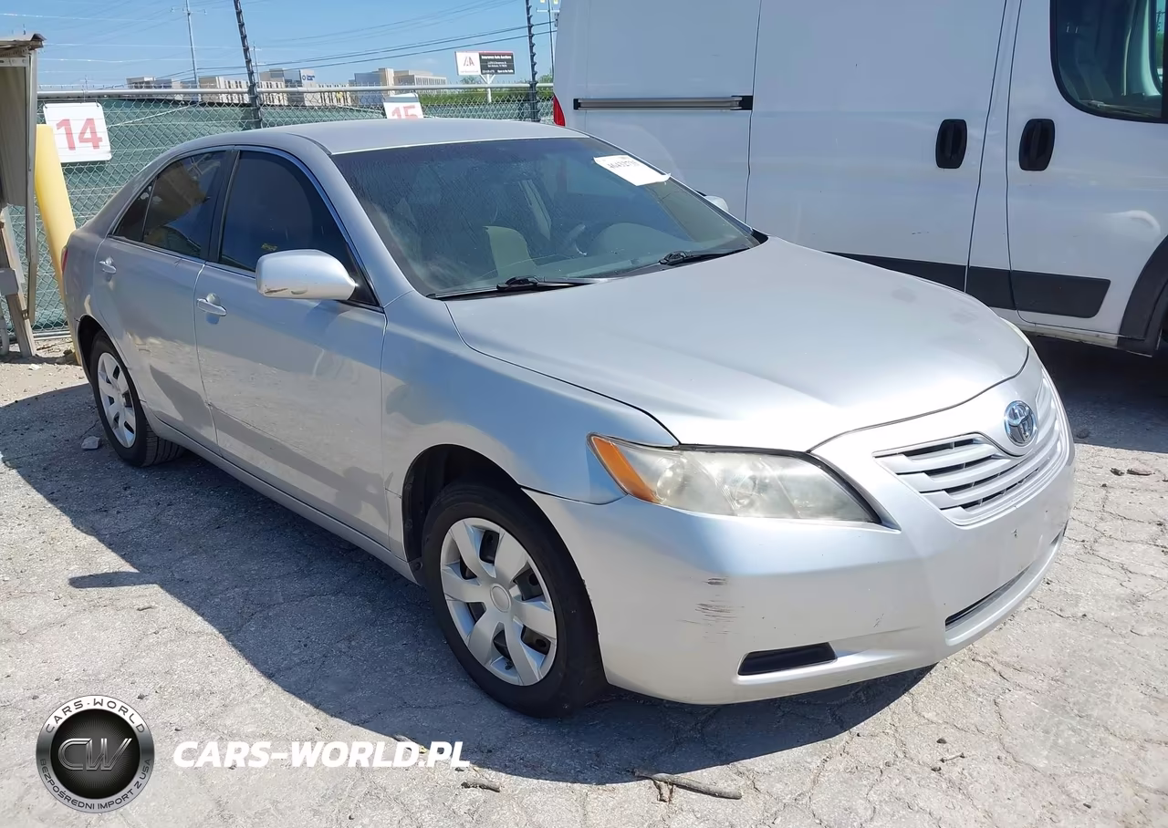 2008 Toyota Camry Le – zdjęcie 1 z 14