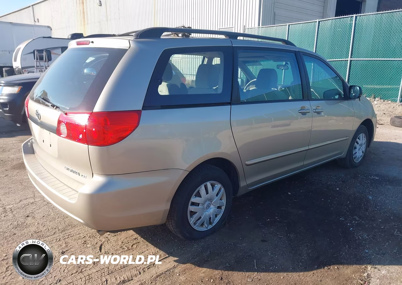 2010 Toyota Sienna Ce VIN:5TDKK4CC1AS300192 - 4