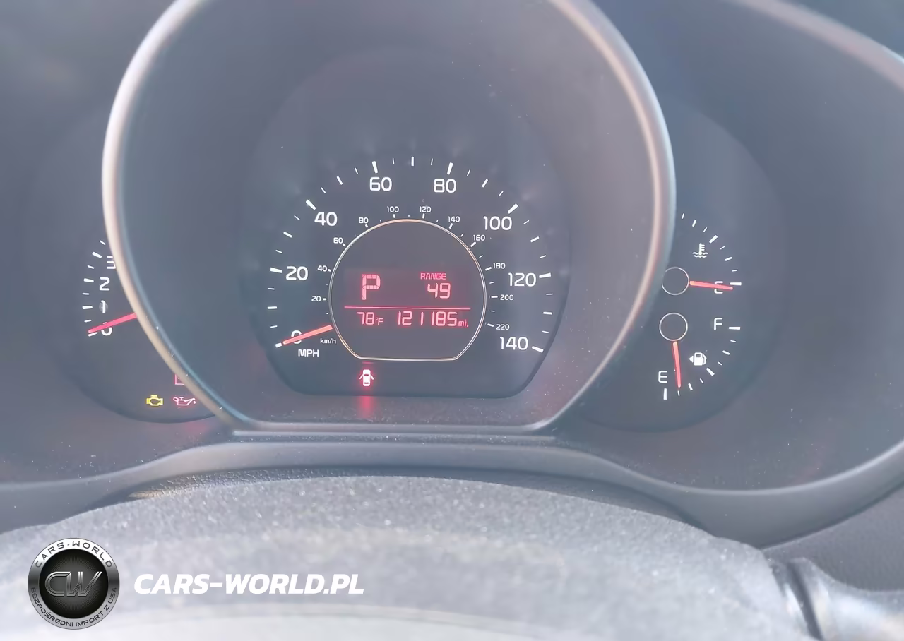 2014 Kia Soul + VIN:KNDJP3A57E7720633 - 7