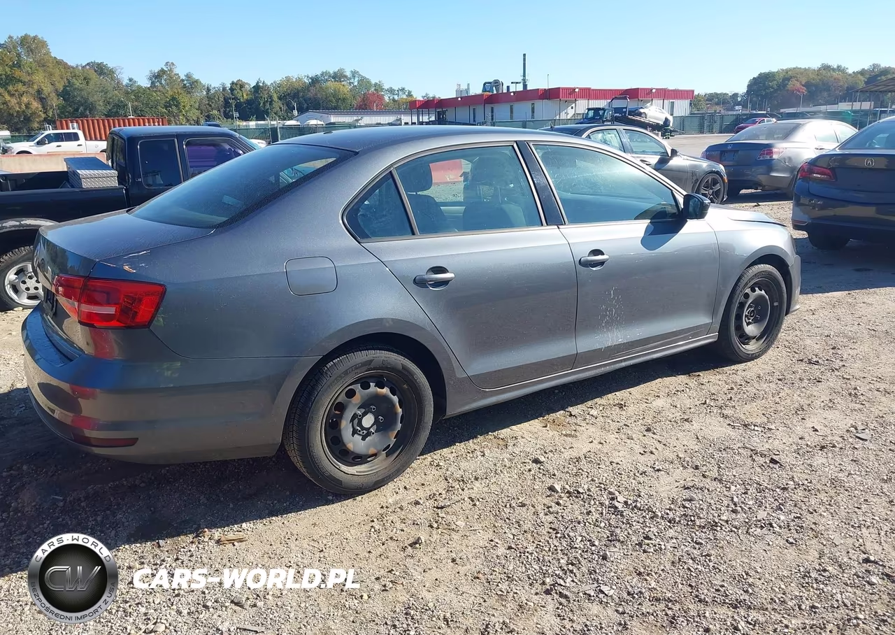 2015 Volkswagen Jetta 2.0L S VIN:3VW2K7AJ2FM314013 - 4
