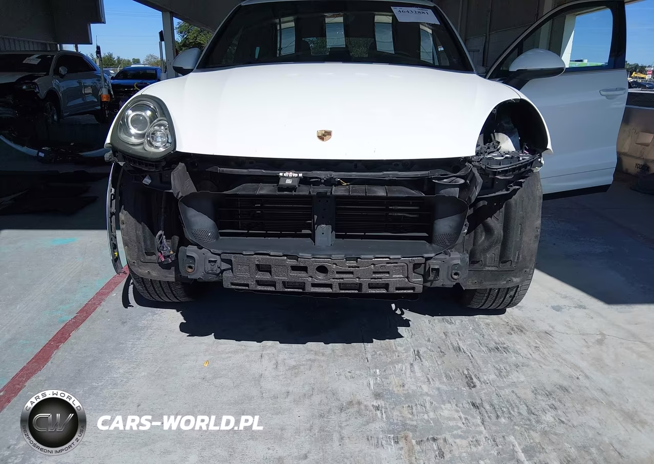 2018 Porsche Cayenne Platinum Edition VIN:WP1AA2A20JKA00940 - 6