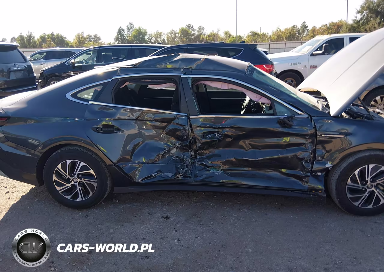 2026 Hyundai Sonata Hybrid Blue VIN:KMHL24JJ2TA164737 - 6