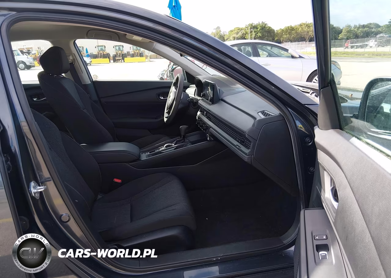 2025 Honda Accord Lx VIN:1HGCY1F29SA084225 - 5