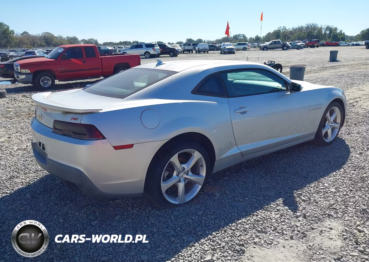 2015 Chevrolet Camaro 1Lt VIN:2G1FC1E31F9179988 - 4