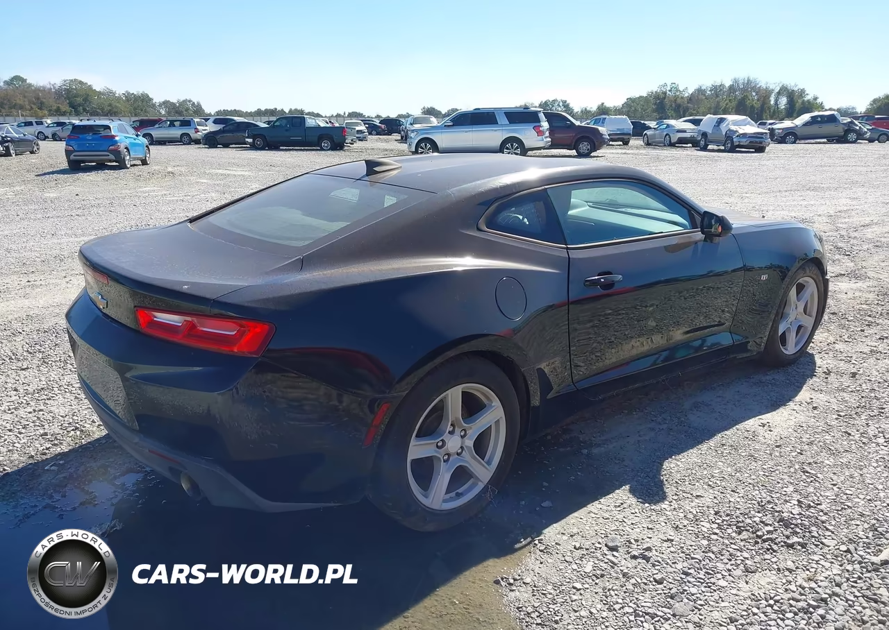 2017 Chevrolet Camaro 1Lt VIN:1G1FB1RX6H0195097 - 4