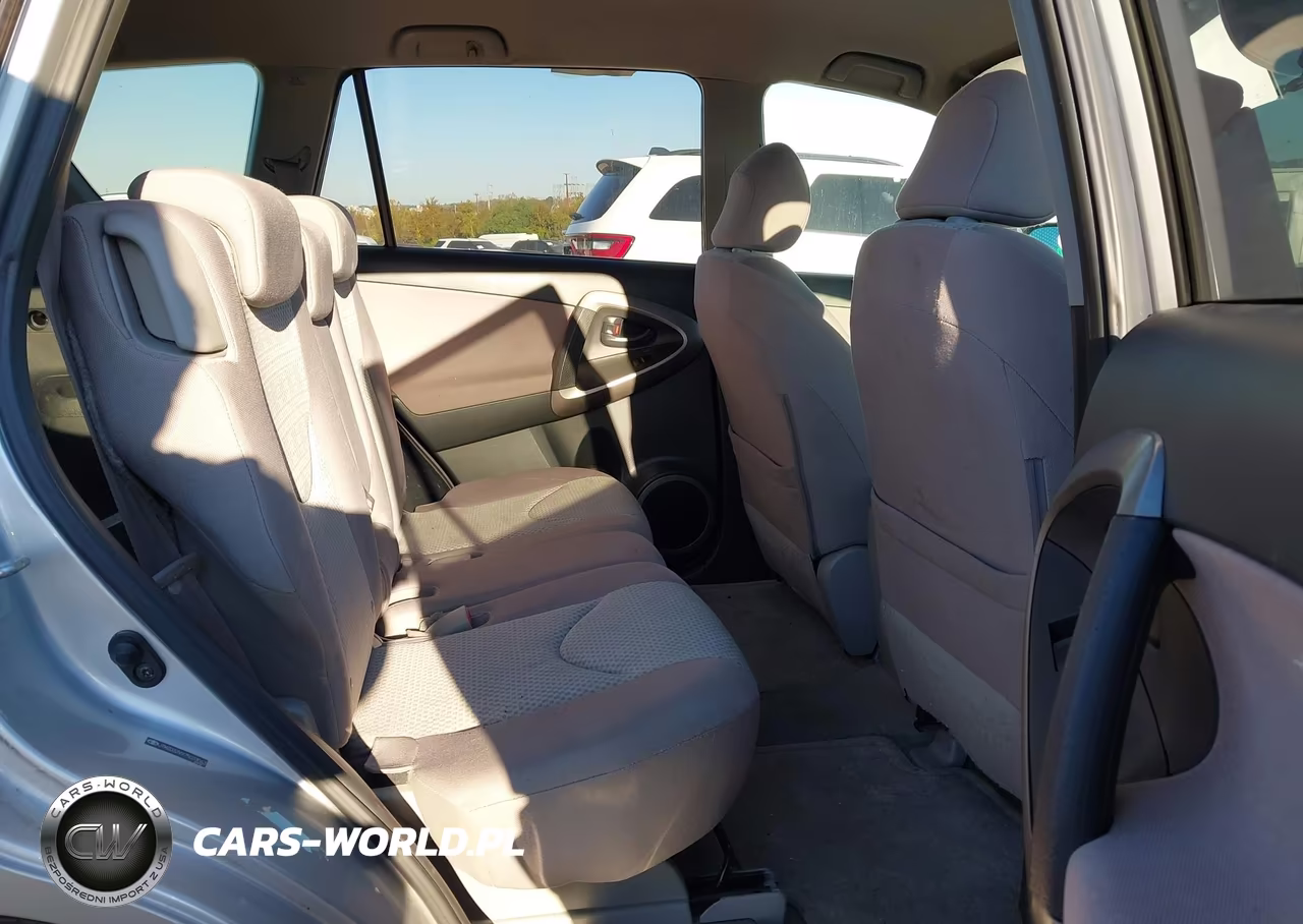 2007 Toyota Rav4 VIN:JTMZD33V975033063 - 8
