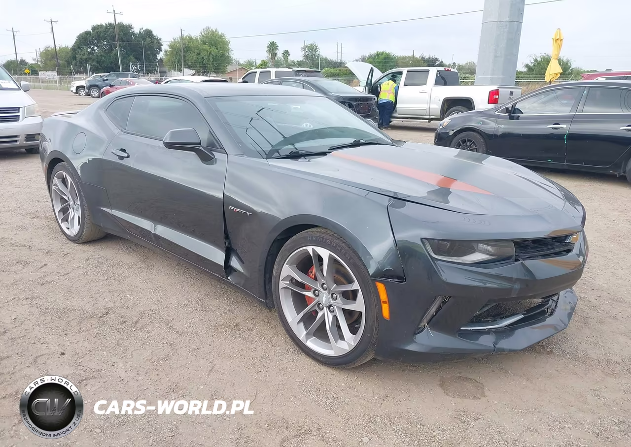 2017 Chevrolet Camaro 2Lt VIN:1G1FD1RX4H0176932 - 1