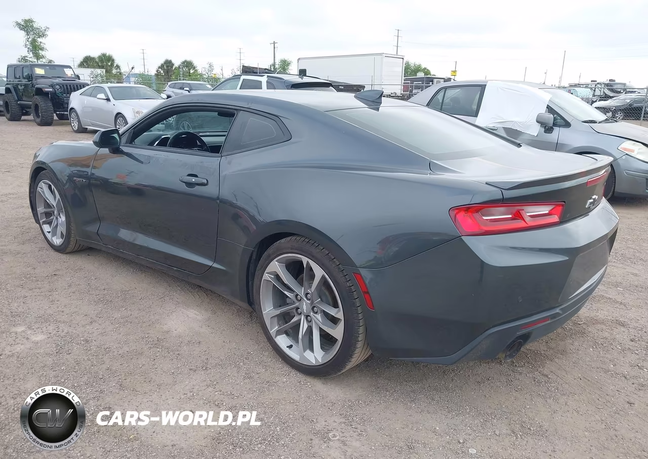 2017 Chevrolet Camaro 2Lt VIN:1G1FD1RX4H0176932 - 3