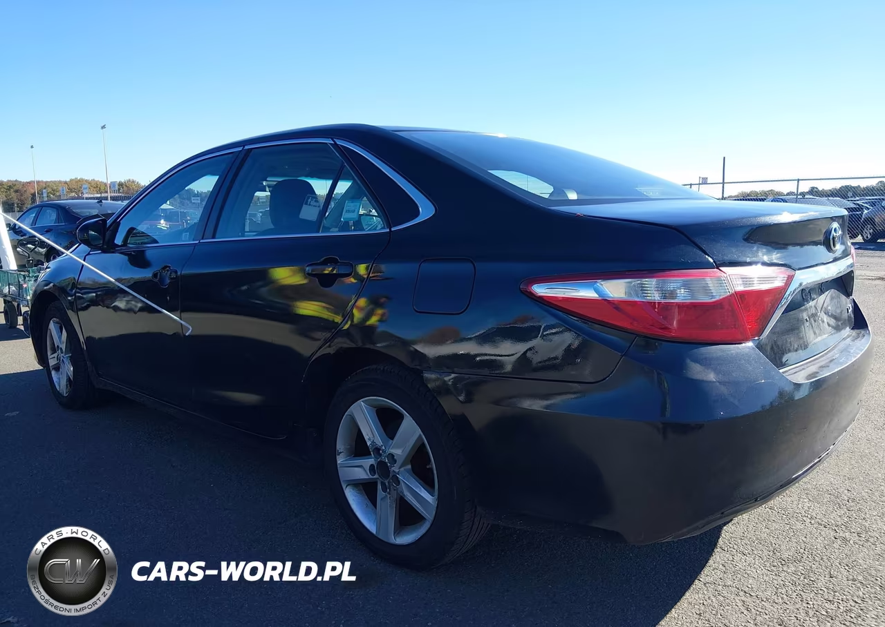 2017 Toyota Camry Le VIN:4T1BF1FK8HU299405 - 3