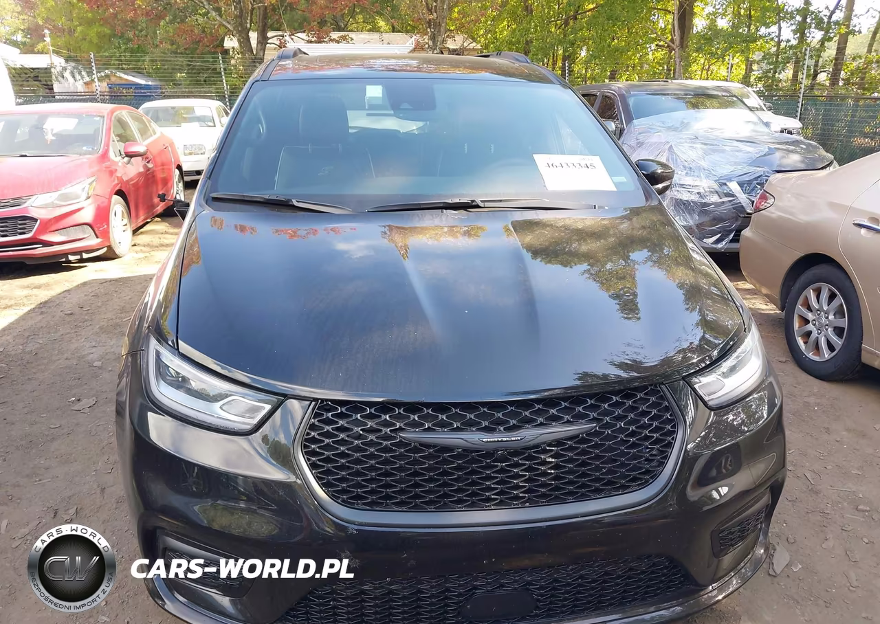 2026 Chrysler Pacifica Limited VIN:2C4RC1GG9TR161903 - 12
