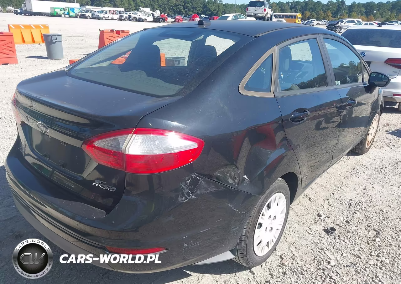 2016 Ford Fiesta S VIN:3FADP4AJ4GM149794 - 4