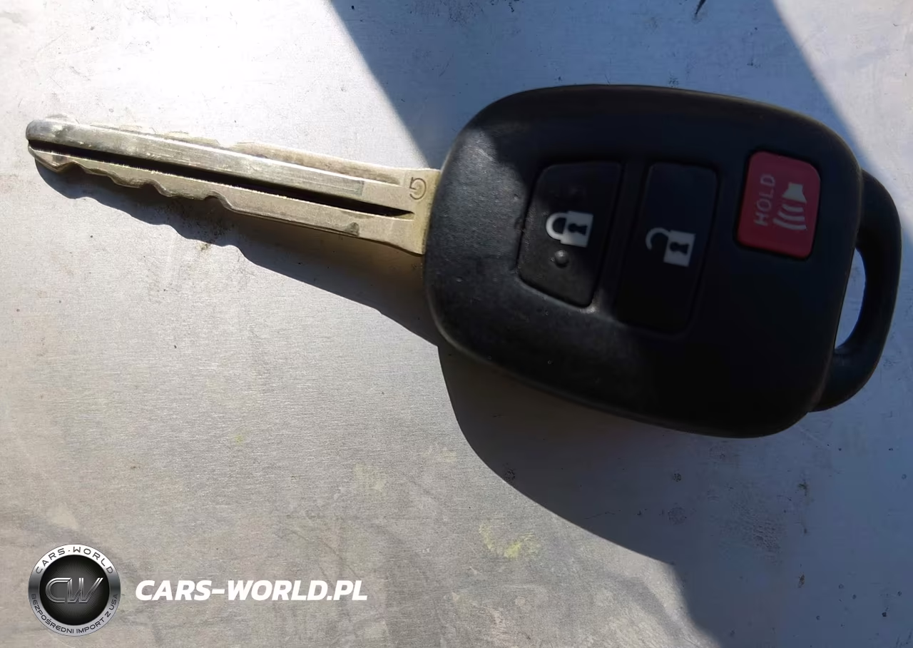 2012 Toyota Prius C Two VIN:JTDKDTB32C1526621 - 11