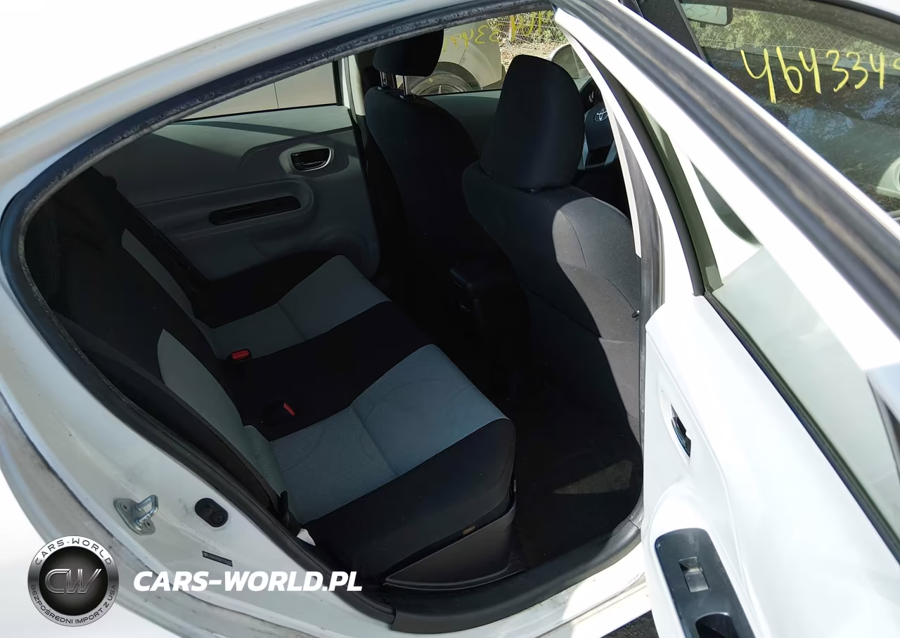 2012 Toyota Prius C Two VIN:JTDKDTB32C1526621 - 8