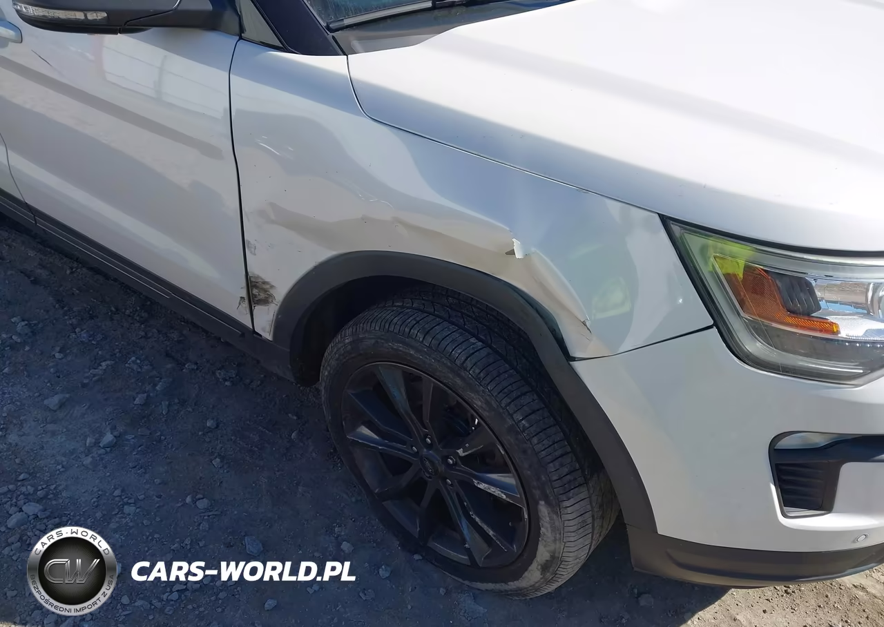 2018 Ford Explorer Xlt VIN:1FM5K8D81JGC32075 - 6