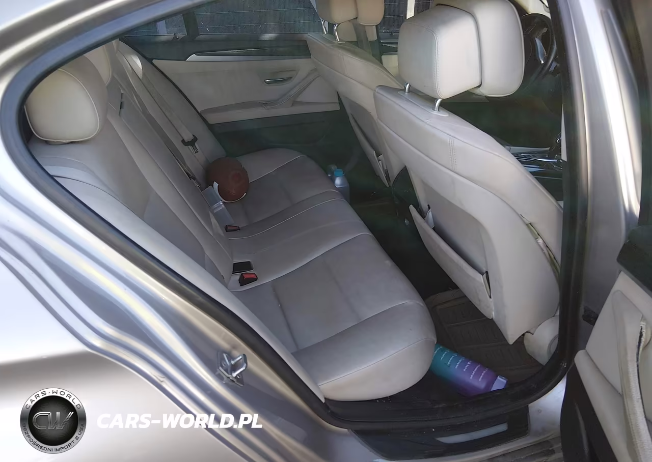 2012 BMW 528 I VIN:WBAXG5C50CDX02814 - 8