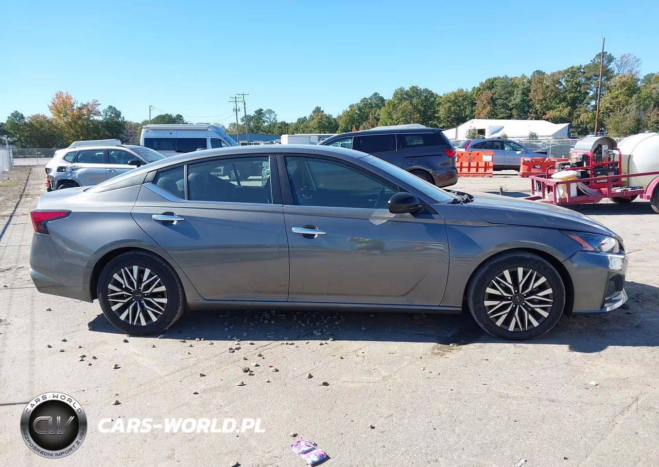 2025 Nissan Altima Sv VIN:1N4BL4DV6SN301980 - 13