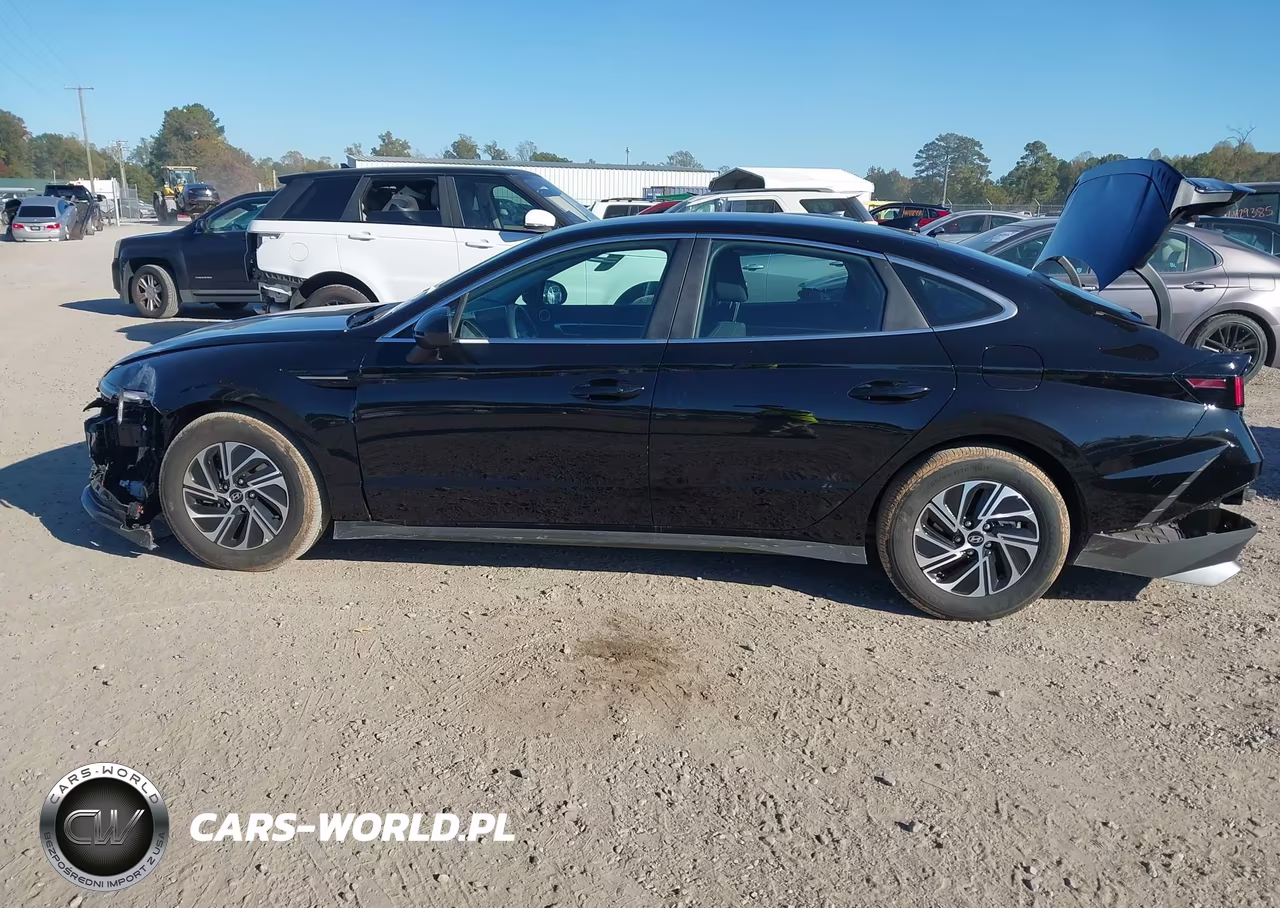 2026 Hyundai Sonata Hybrid-Blue VIN:KMHL24JJ5TA184903 - 14