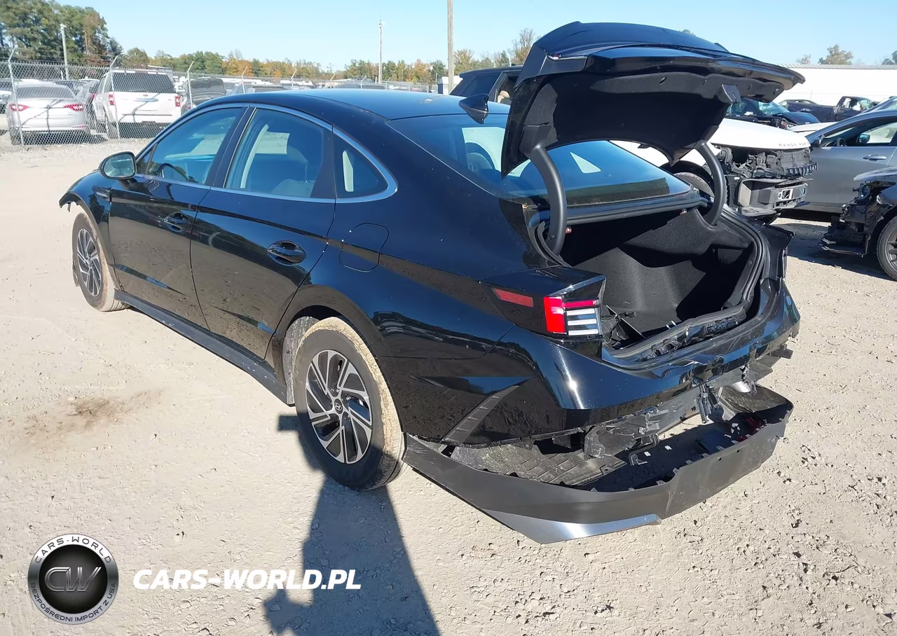 2026 Hyundai Sonata Hybrid-Blue VIN:KMHL24JJ5TA184903 - 3