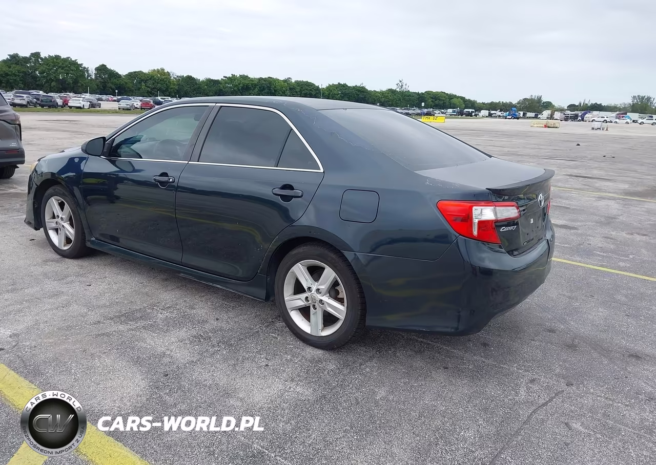 2014 Toyota Camry L-Se-Le-Xle VIN:4T1BF1FK4EU351463 - 3
