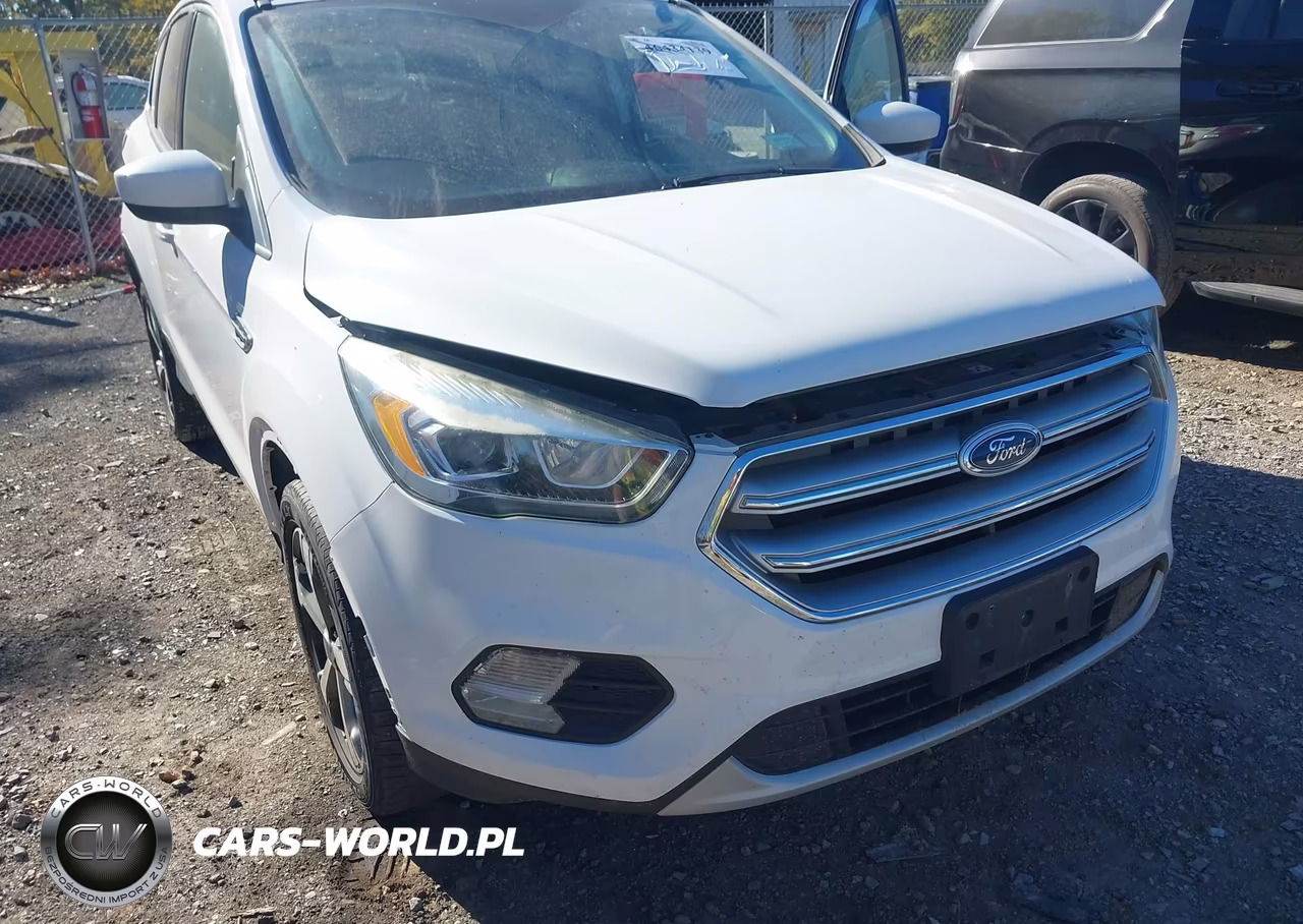 2017 Ford Escape Se VIN:1FMCU9GDXHUB25490 - 6