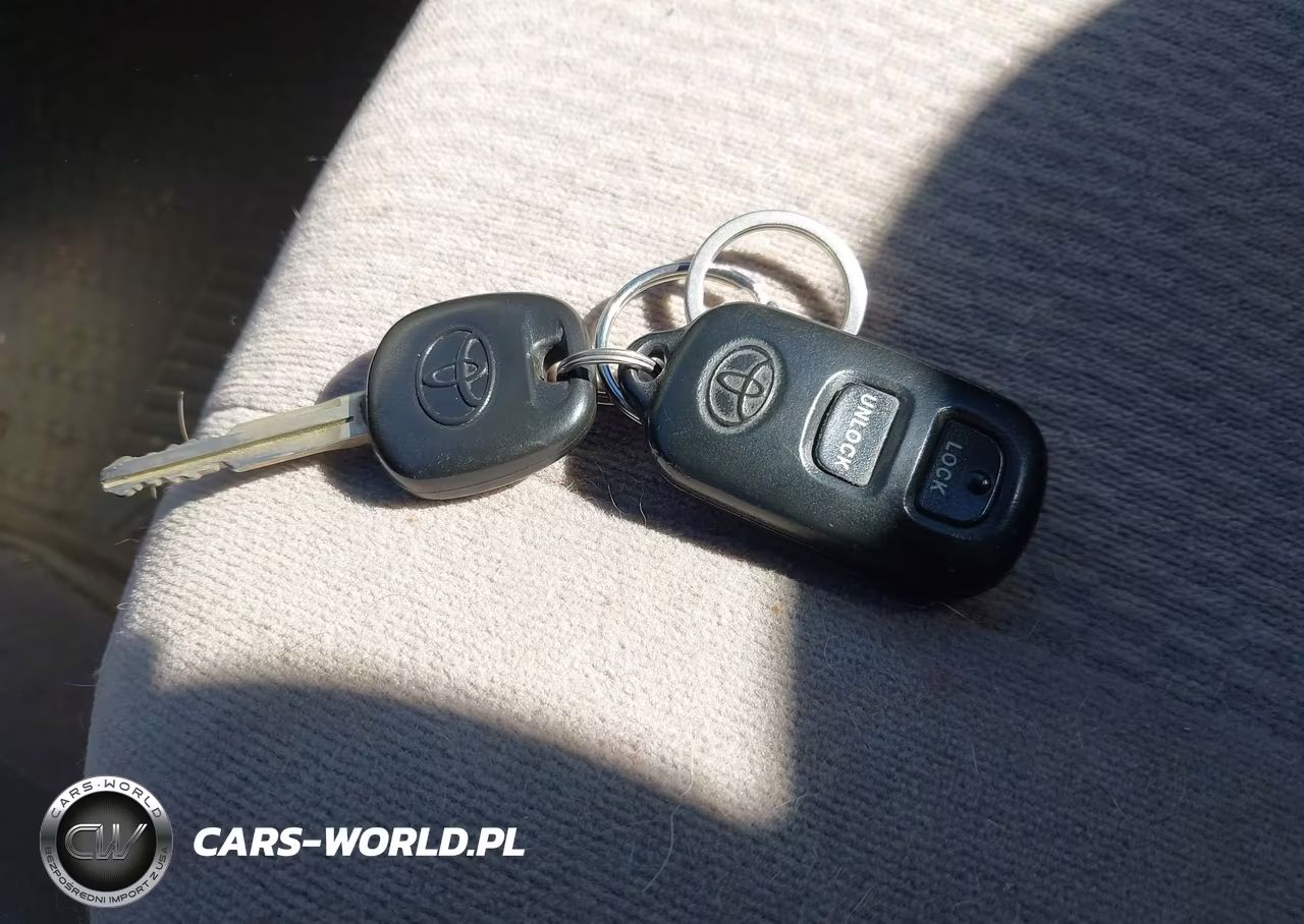 2006 Toyota Corolla Le VIN:1NXBR32E86Z657232 - 11