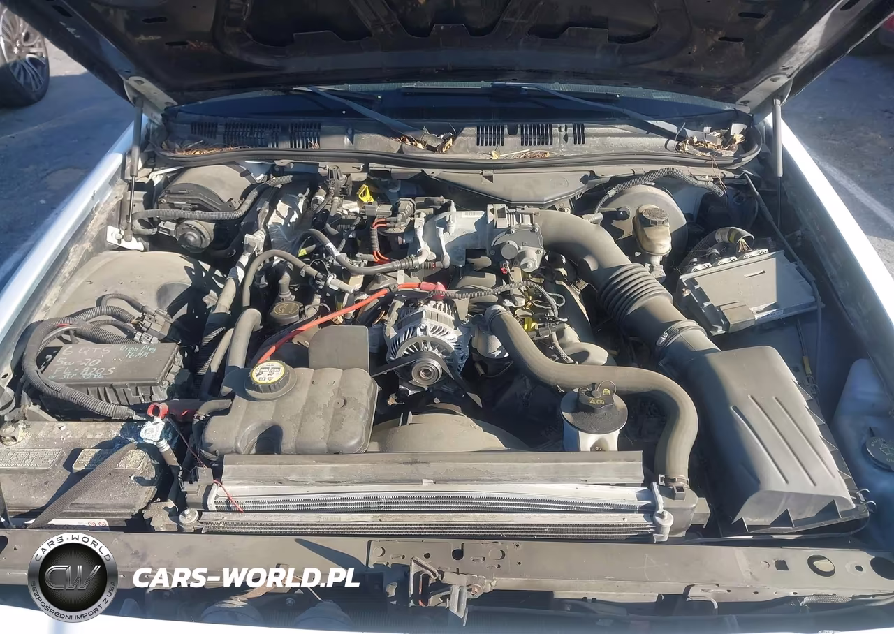 2007 Ford Crown Victoria VIN:2FAHP71V88X101176 - 10