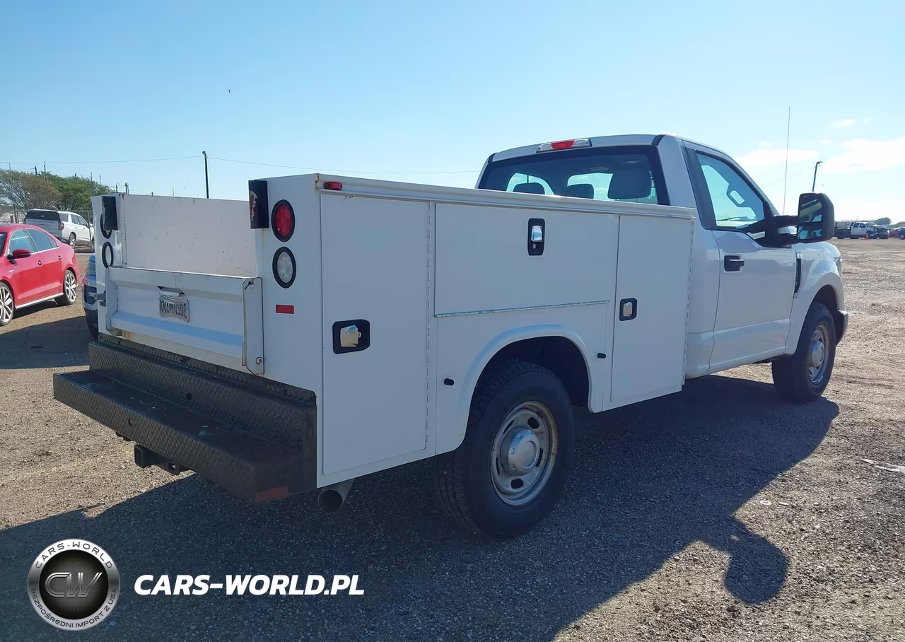2018 Ford F250 Super Duty VIN:1FDBF2A68JEC69501 - 4
