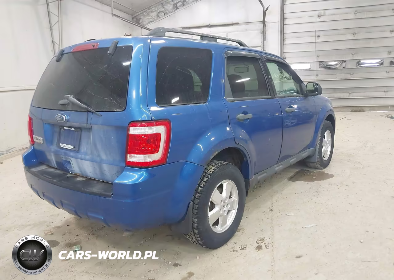 2011 Ford Escape Xlt VIN:1FMCU9D74BKA73226 - 4