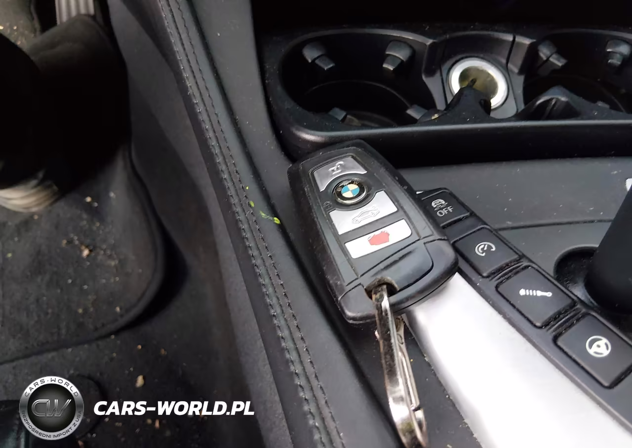 2013 BMW M5 VIN:WBSFV9C50DC774141 - 11