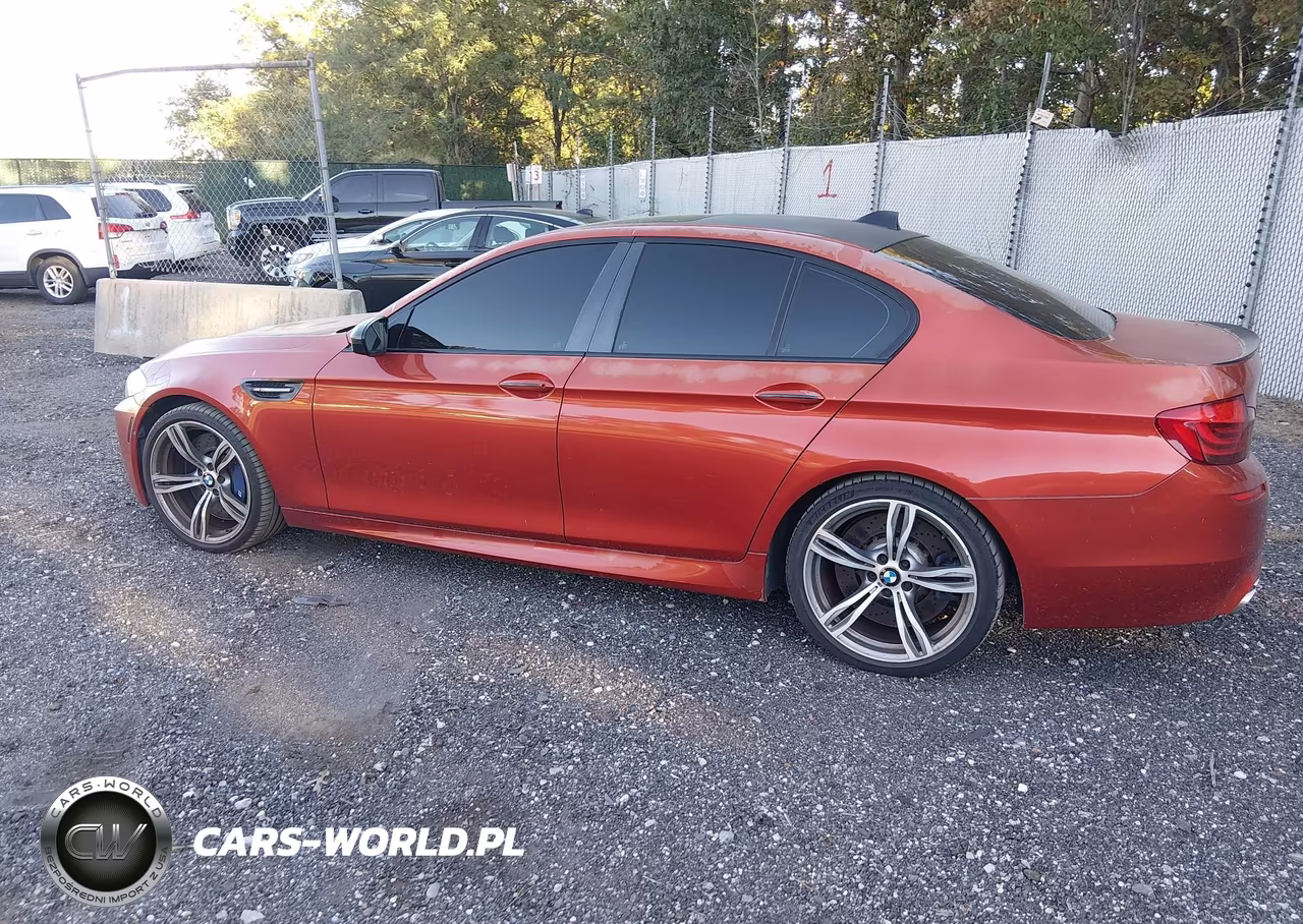 2013 BMW M5 VIN:WBSFV9C50DC774141 - 14