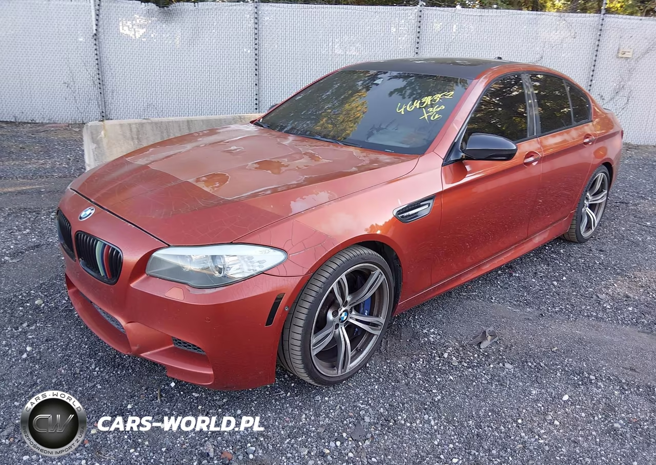2013 BMW M5 VIN:WBSFV9C50DC774141 - 2