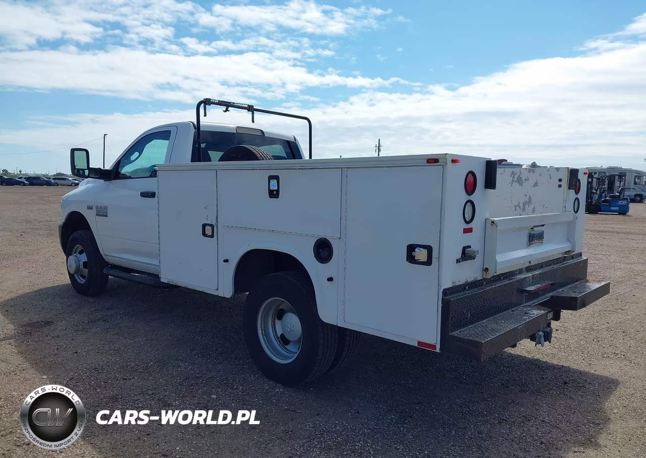 2018 Ram 3500 VIN:3C7WRSAJXJG286846 - 3