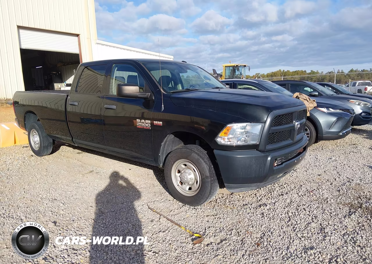 2018 Ram 2500 Tradesman 4X2 8' Box VIN:3C6TR4HT2JG343647 - 1