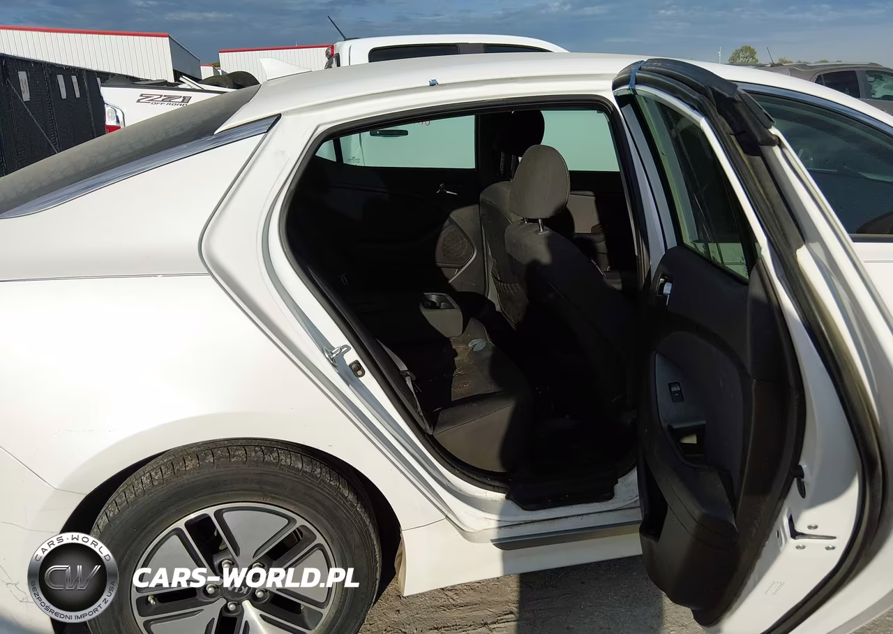 2012 Kia Optima Hybrid VIN:KNAGM4AD1C5015266 - 8