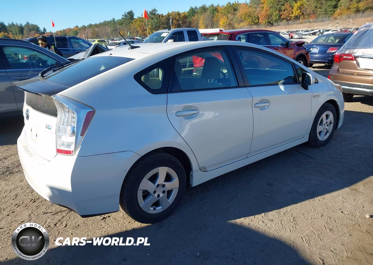 2010 Toyota Prius Ii VIN:JTDKN3DU3A1308087 - 4