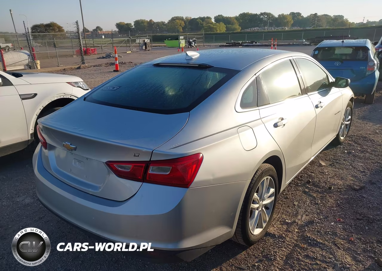 2018 Chevrolet Malibu Lt VIN:1G1ZD5ST5JF177473 - 4