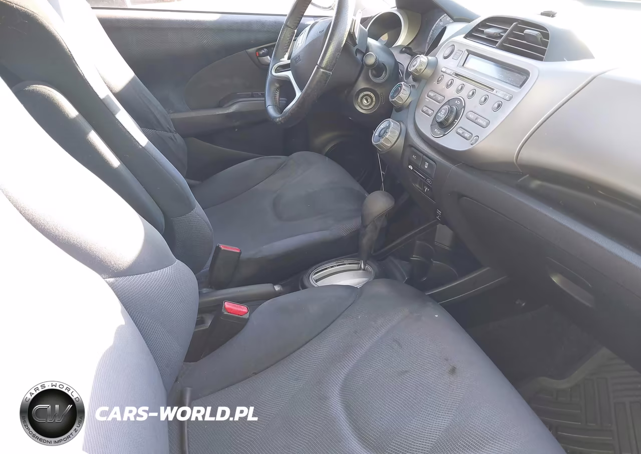 2009 Honda Fit Sport VIN:JHMGE88409S038382 - 5