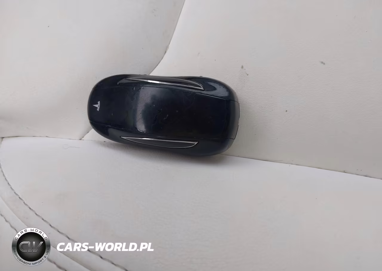 2020 Tesla Model X VIN:5YJXCBE22LF298228 - 11