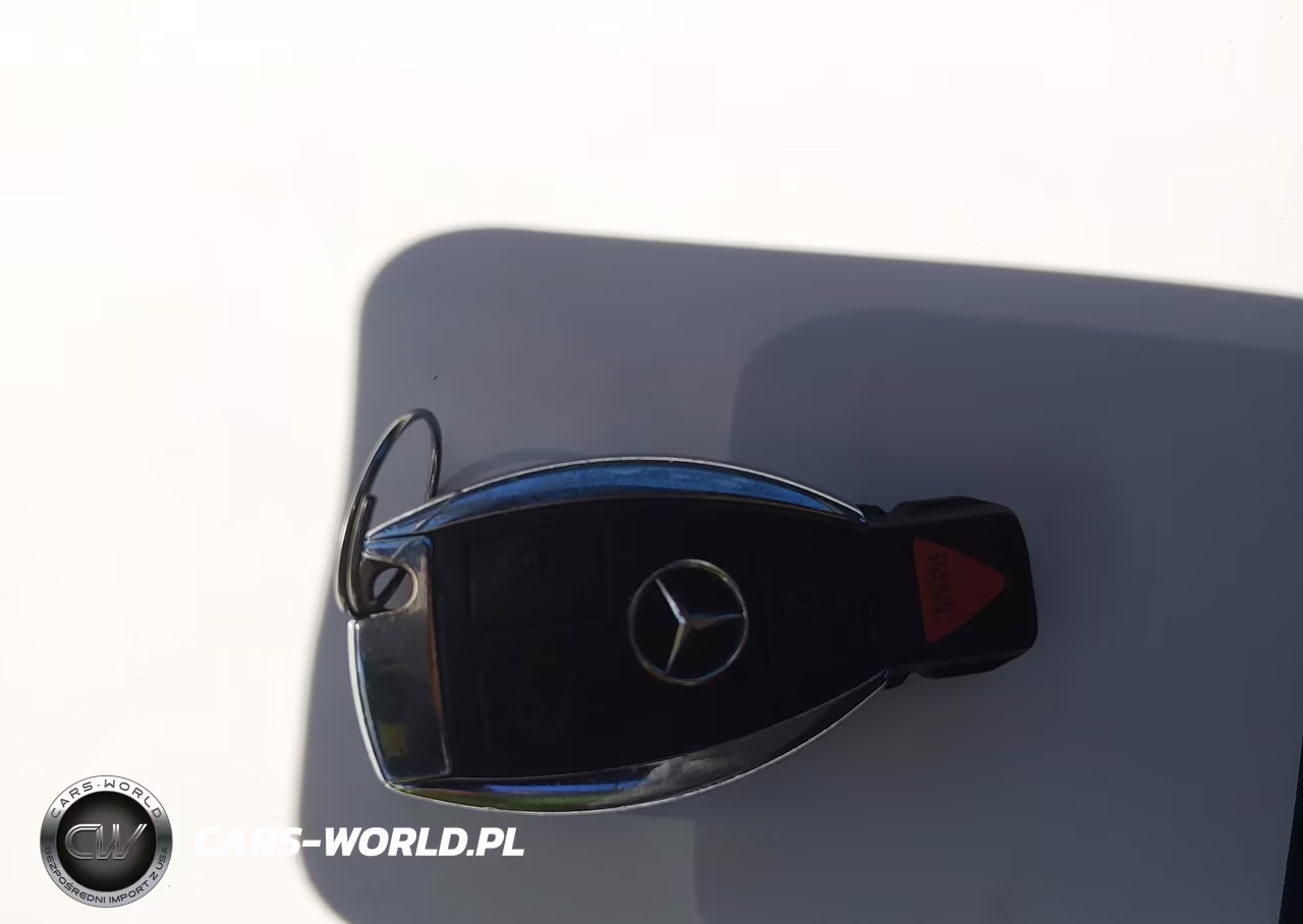 2012 Mercedes-Benz C 250 VIN:WDDGJ4HB1CF913947 - 11