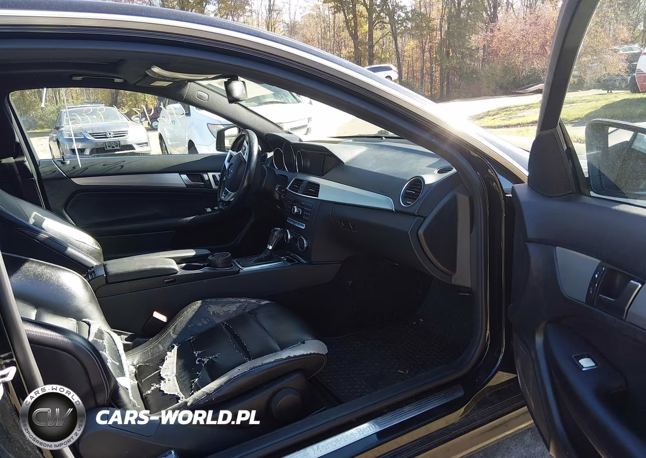 2012 Mercedes-Benz C 250 VIN:WDDGJ4HB1CF913947 - 5