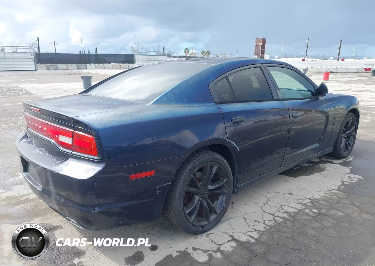 2011 Dodge Charger VIN:2B3CL3CG2BH507710 - 4