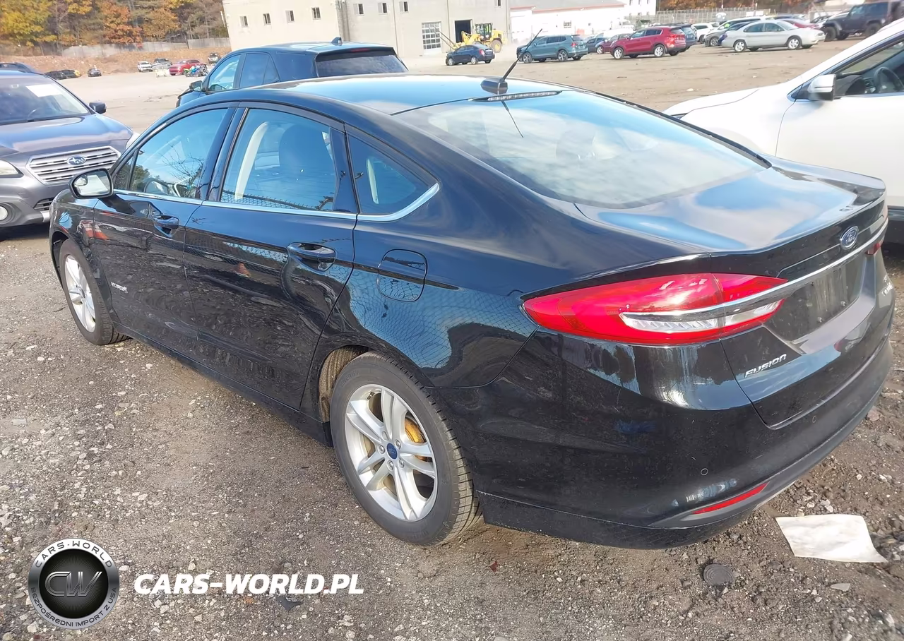 2018 Ford Fusion Se Hybrid VIN:3FA6P0LU1JR199295 - 3