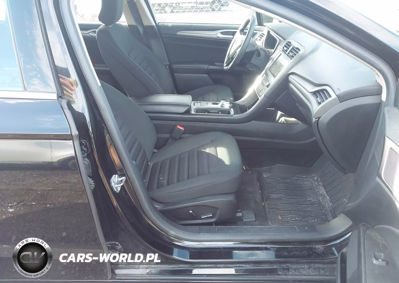 2018 Ford Fusion Se Hybrid VIN:3FA6P0LU1JR199295 - 5